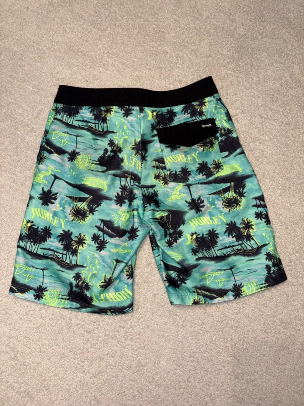 Hurley Boys Shark & Palm Print Board Shorts - Size 10 - Picture 2 of 3